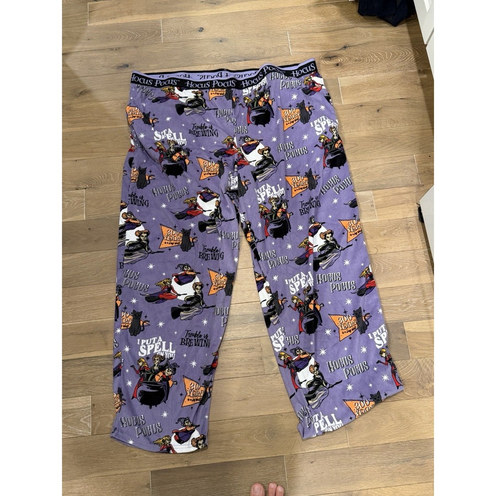 Disney Women's Plus size 3XL 22w-24w Hocus Pocus Halloween Velour Sleep Pants
